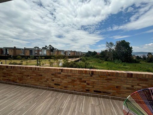 Casa en venta en Cerros De Niza, Bogotá · foto 15 de 24