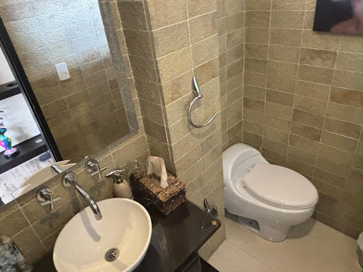 Casa en venta en Cerros De Niza, Bogotá · foto 21 de 24