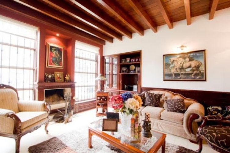 Casa de 4 alcobas en venta en Santa Barbara Alta, Bogotá, 750 m² · foto 9 de 17