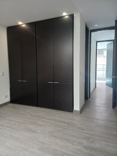 Apartamento en venta en Santa Barbara, Bogotá · foto 10 de 12