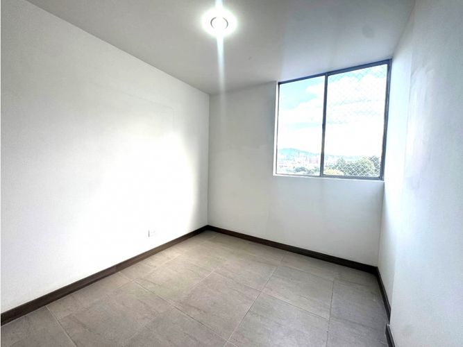 Apartamento en venta en El Porvenir, Itagüí · foto 10 de 12