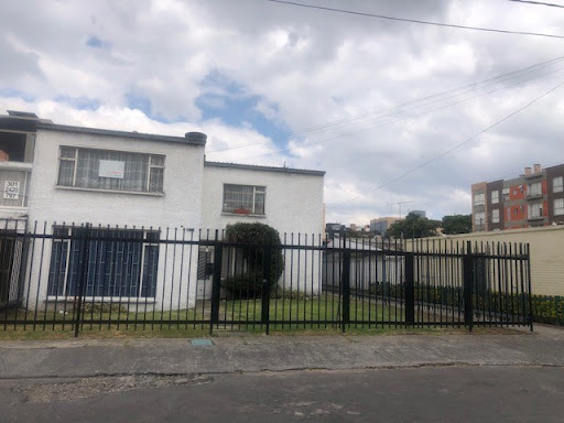 Casa en venta en El Contador, Bogotá · foto 2 de 22