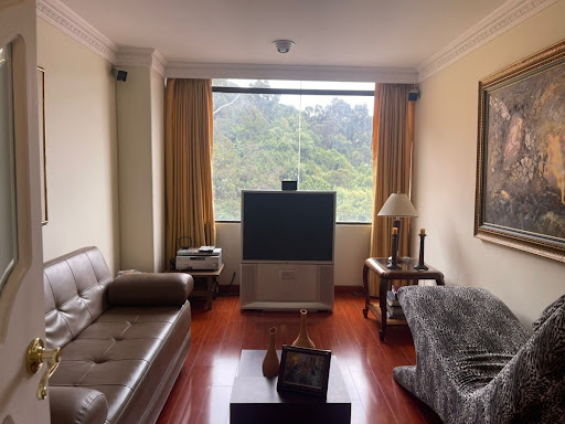 Apartamento en venta en Santa Barbara Alta, Bogotá · foto 8 de 22