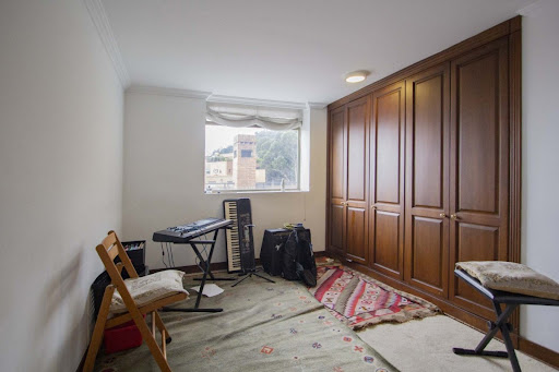 Apartamento en venta en Los Rosales, Bogotá · foto 22 de 24