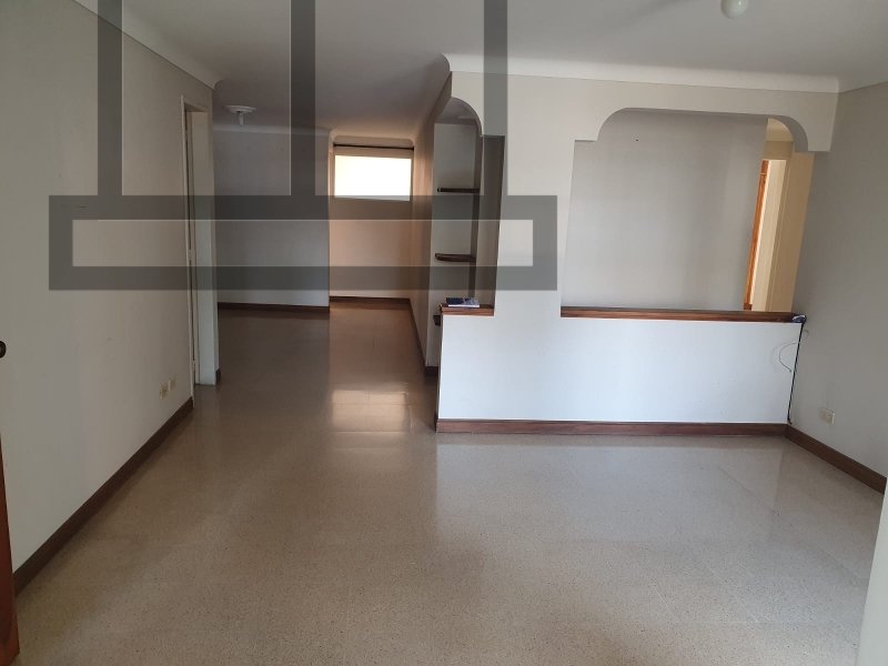 Apartamento en venta en Laureles, Medellín · foto 3 de 16
