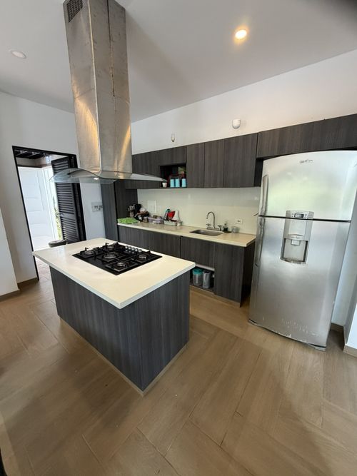 Casa de 4 alcobas en venta en Ruitoque, Piedecuesta, 350 m² · foto 9 de 19