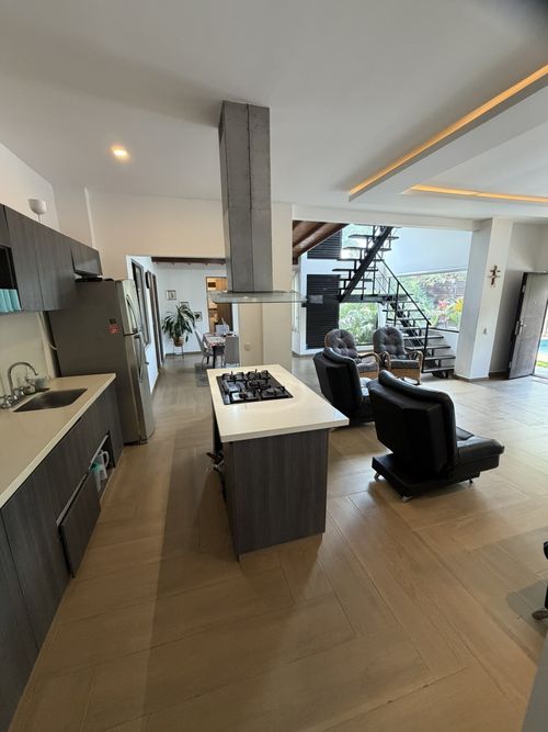 Casa de 4 alcobas en venta en Ruitoque, Piedecuesta, 350 m² · foto 10 de 19