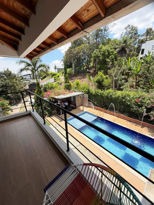 Casa de 4 alcobas en venta en Ruitoque, Piedecuesta, 350 m² · foto 14 de 19