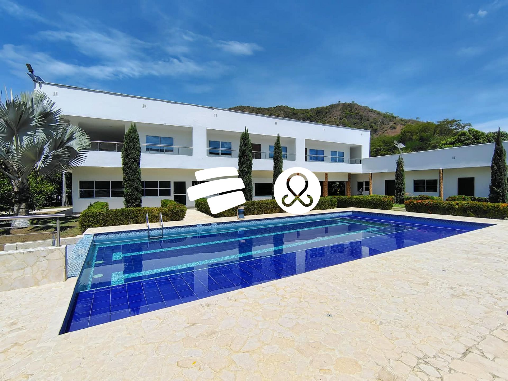 6BR Country House in Obregon (4500 m²) for Sale