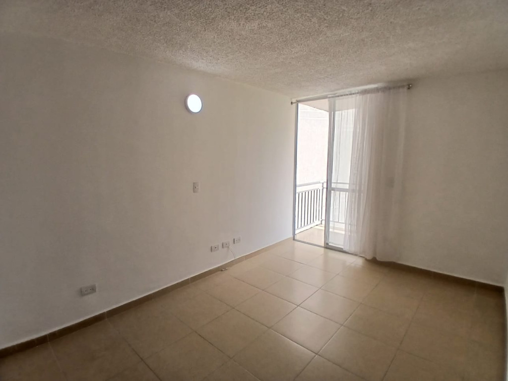 Apartamento en venta en Las Violetas, Dosquebradas · foto 4 de 24