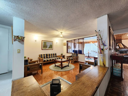 Casa en venta en Niza, Bogotá · foto 3 de 24