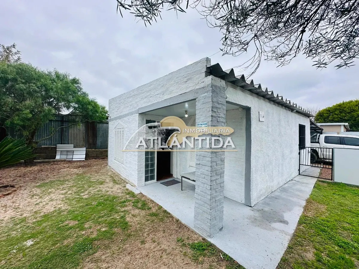 Alquiler Anual En Salinas Norte, Propiedad Independiente, 2 Dorm, 1 Baño, Terreno. Inm Atlántida.