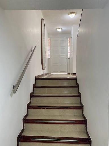 Casa de 5 alcobas en venta en Santa Barbara, Bogotá, 195 m² · foto 10 de 24