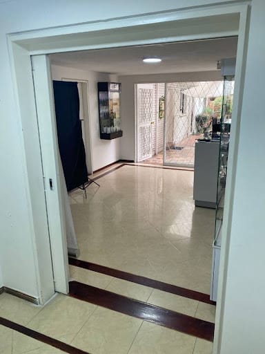 Casa de 5 alcobas en venta en Santa Barbara, Bogotá, 195 m² · foto 16 de 24