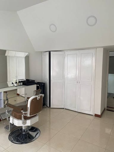 Casa de 5 alcobas en venta en Santa Barbara, Bogotá, 195 m² · foto 19 de 24