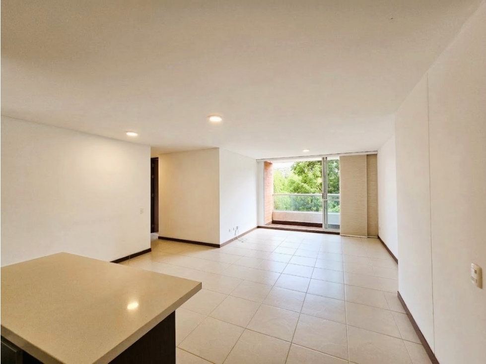 Apartamento en Arriendo en Loma del Esmeraldal, Envigado