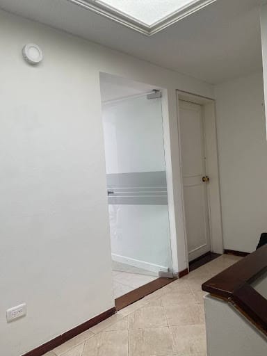 Casa de 5 alcobas en venta en Santa Barbara, Bogotá, 195 m² · foto 22 de 24