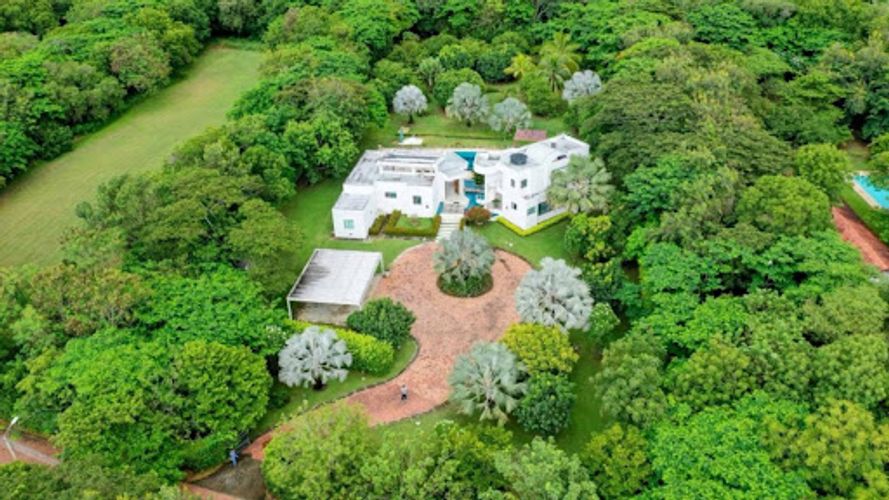 Casa de 4 alcobas en venta en Girardot, Girardot · foto 2 de 24