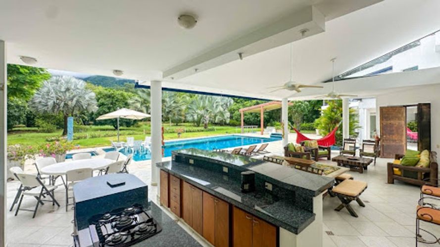 Casa de 4 alcobas en venta en Girardot, Girardot · foto 19 de 24