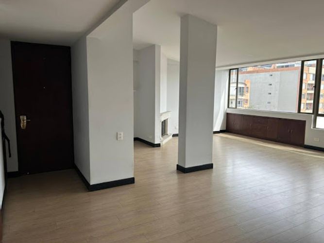 Apartamento en venta en Santa Paula, Bogotá · foto 4 de 24