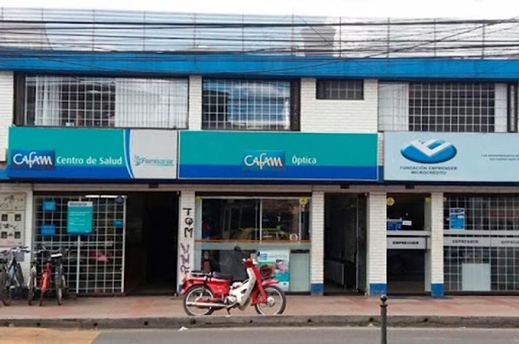 Casa de 10 alcobas en venta en La Trinidad, Chía, 800 m² · foto 3 de 4