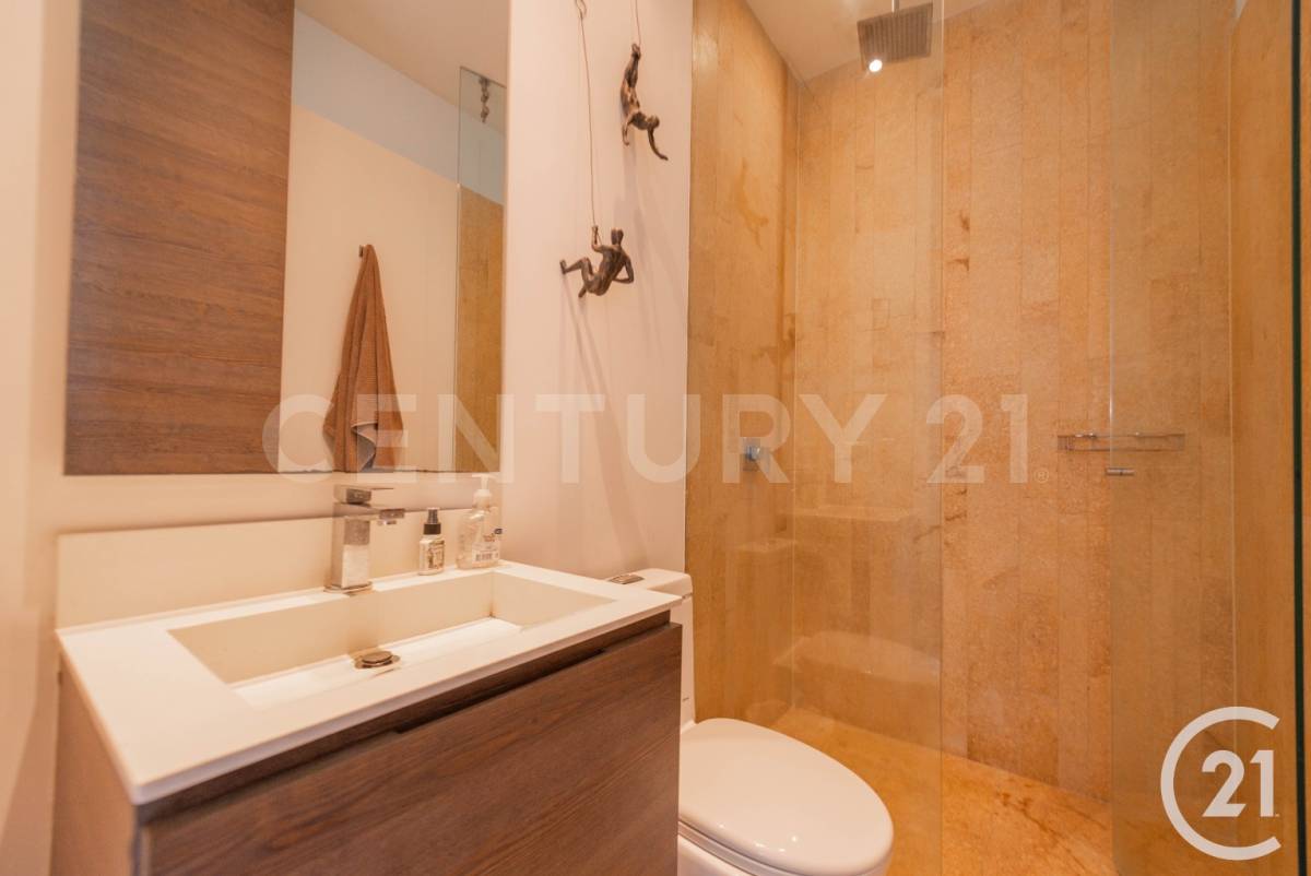 Apartamento en arriendo en El Poblado, Medellín · foto 16 de 24