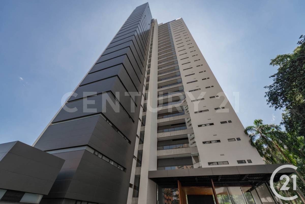 Apartamento en arriendo en El Poblado, Medellín · foto 24 de 24