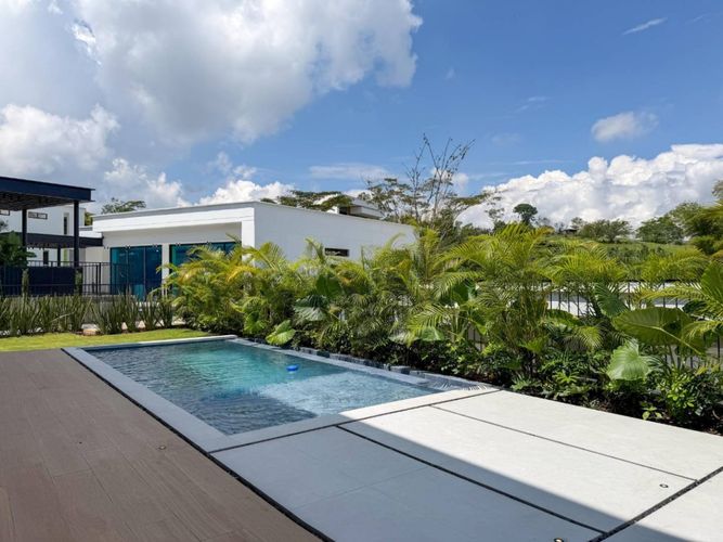 Casa de 3 alcobas en venta en Ruitoque Condominio, Piedecuesta, 412 m² · foto 3 de 24