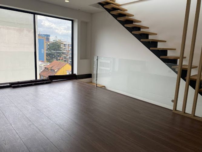 Apartamento de 2 alcobas en venta en Cedritos, Bogotá, 123 m² · foto 3 de 9