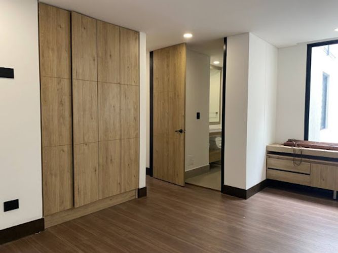 Apartamento de 2 alcobas en venta en Cedritos, Bogotá, 123 m² · foto 4 de 9