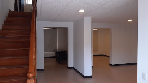 Casa en venta en Santa Barbara, Bogotá · foto 4 de 24