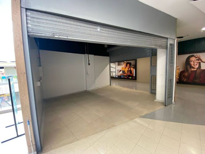 Local en venta en Flandes, La Calera, 21 m² · foto 2 de 5