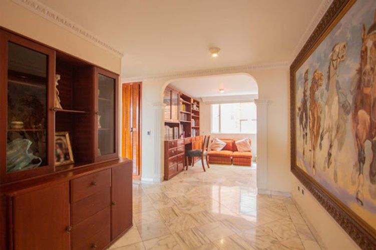 Apartamento de 3 alcobas en venta en Chapinero Alto, Bogotá, 162 m² · foto 10 de 21