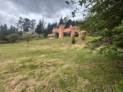 Casa en venta en El Libano, La Calera · foto 2 de 24