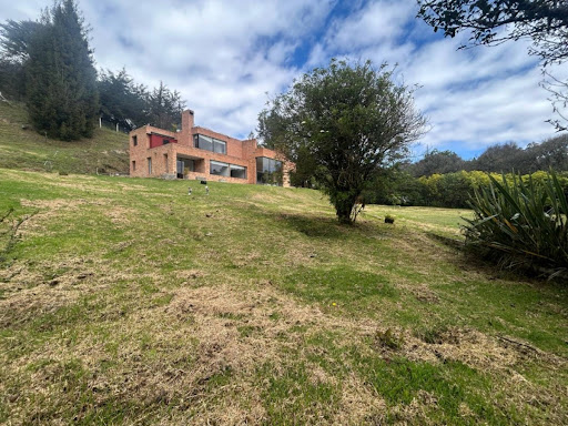 Casa en venta en El Libano, La Calera · foto 3 de 24