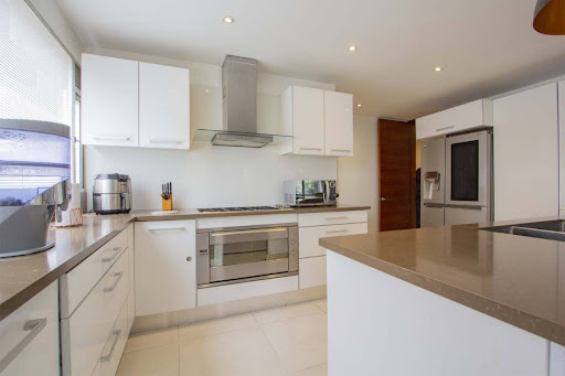 Apartamento en venta en Los Rosales, Bogotá · foto 10 de 24