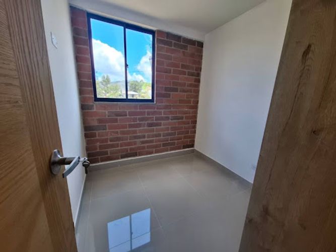 Apartamento de 3 alcobas en venta en El Carmen De Viboral, El Carmen de Viboral, 52 m² · foto 6 de 11