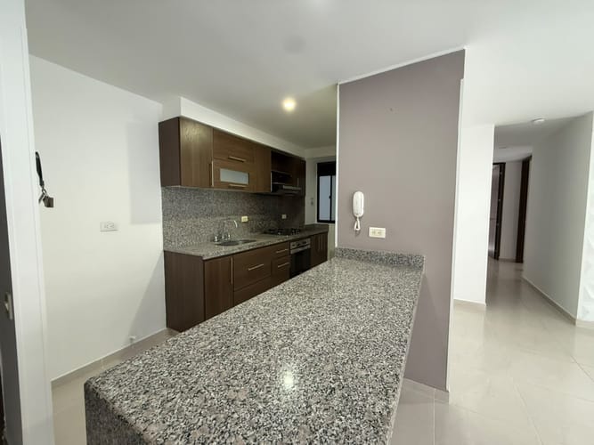 Apartamento de 3 alcobas en venta en Centro, Piedecuesta, 80 m² · foto 2 de 24