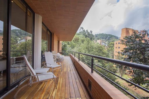 Apartamento de 3 alcobas en venta en Santa Barbara Alta, Bogotá, 217 m² · foto 8 de 24