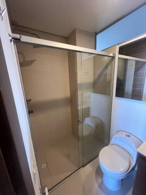 Apartaestudio en venta en Loma De Los Gonzalez, Medellín, 63 m² · foto 5 de 20