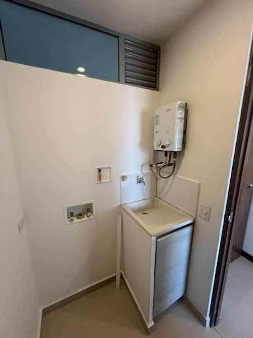 Apartaestudio en venta en Loma De Los Gonzalez, Medellín, 63 m² · foto 20 de 20
