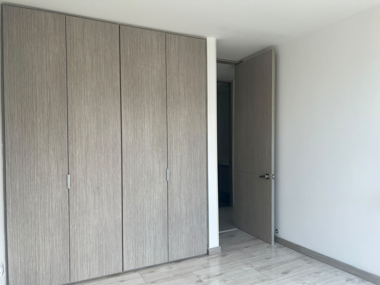Apartamento en arriendo en Cumbres, Envigado · foto 13 de 16