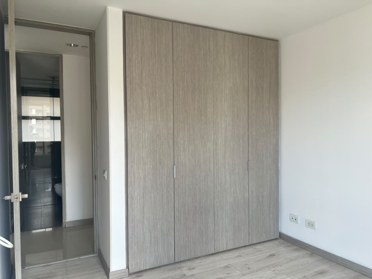 Apartamento en arriendo en Cumbres, Envigado · foto 14 de 16
