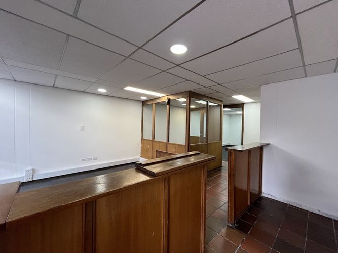 Casa de 4 alcobas en venta en Alcazares Norte, Bogotá, 258 m² · foto 2 de 24