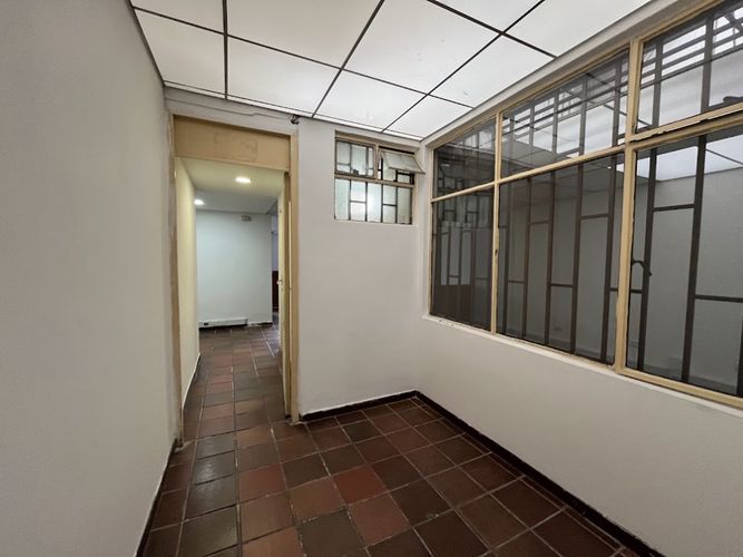 Casa de 4 alcobas en venta en Alcazares Norte, Bogotá, 258 m² · foto 9 de 24