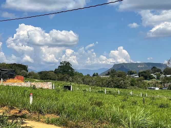 Lote en venta en Mesa De Los Santos, Piedecuesta, 1250 m² · foto 2 de 8