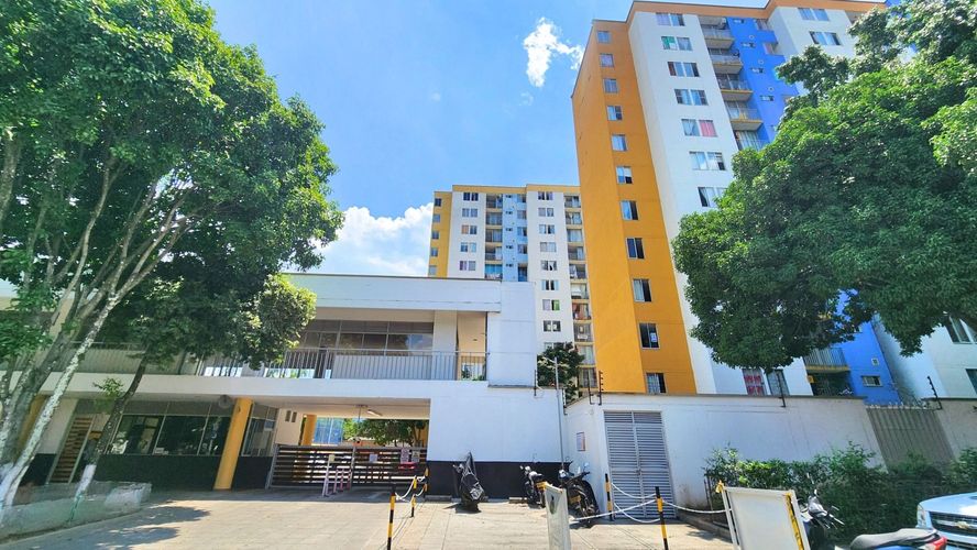 Apartamento de 3 alcobas en venta en Rio Prado, Girón, 56 m² · foto 13 de 20