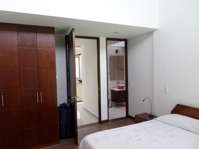 Casa de 4 alcobas en venta en Aranzoque, Floridablanca, 484 m² · foto 11 de 16