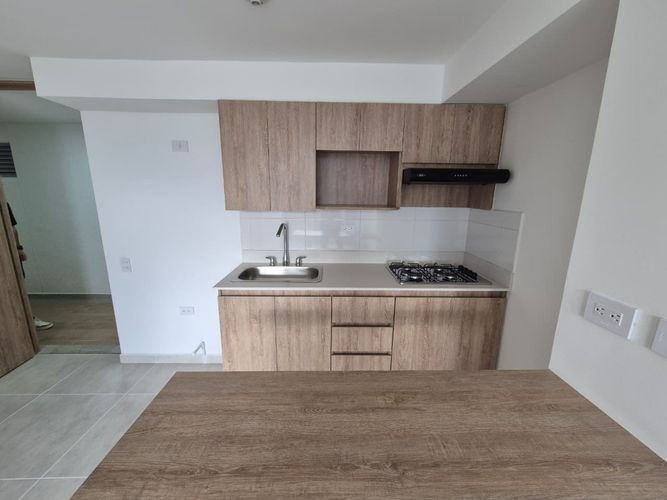 Apartamento de 3 alcobas en venta en Hospital Mental, Bello, 57 m² · foto 4 de 24