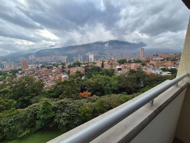Apartamento de 3 alcobas en venta en Hospital Mental, Bello, 57 m² · foto 18 de 24